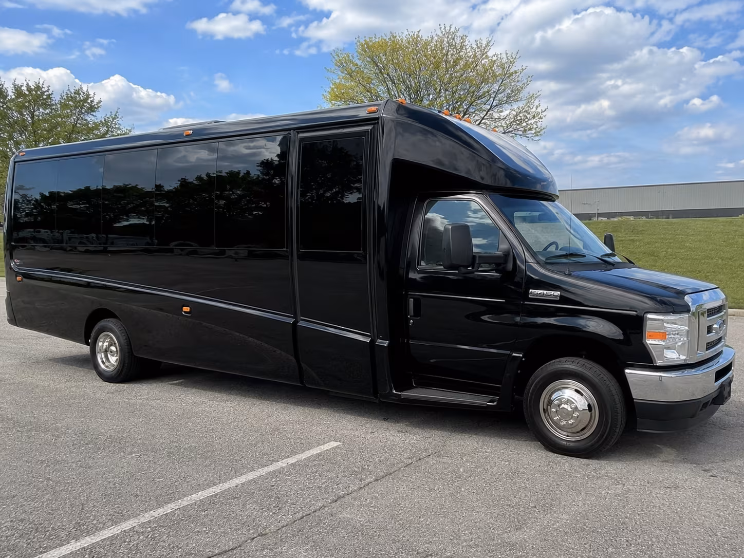book group transportation for your next airport transfer 5