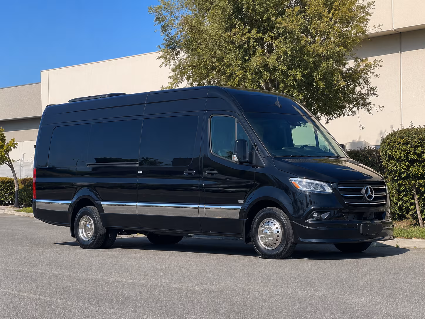 book group transportation for your next bachelor or bachelorette party 4