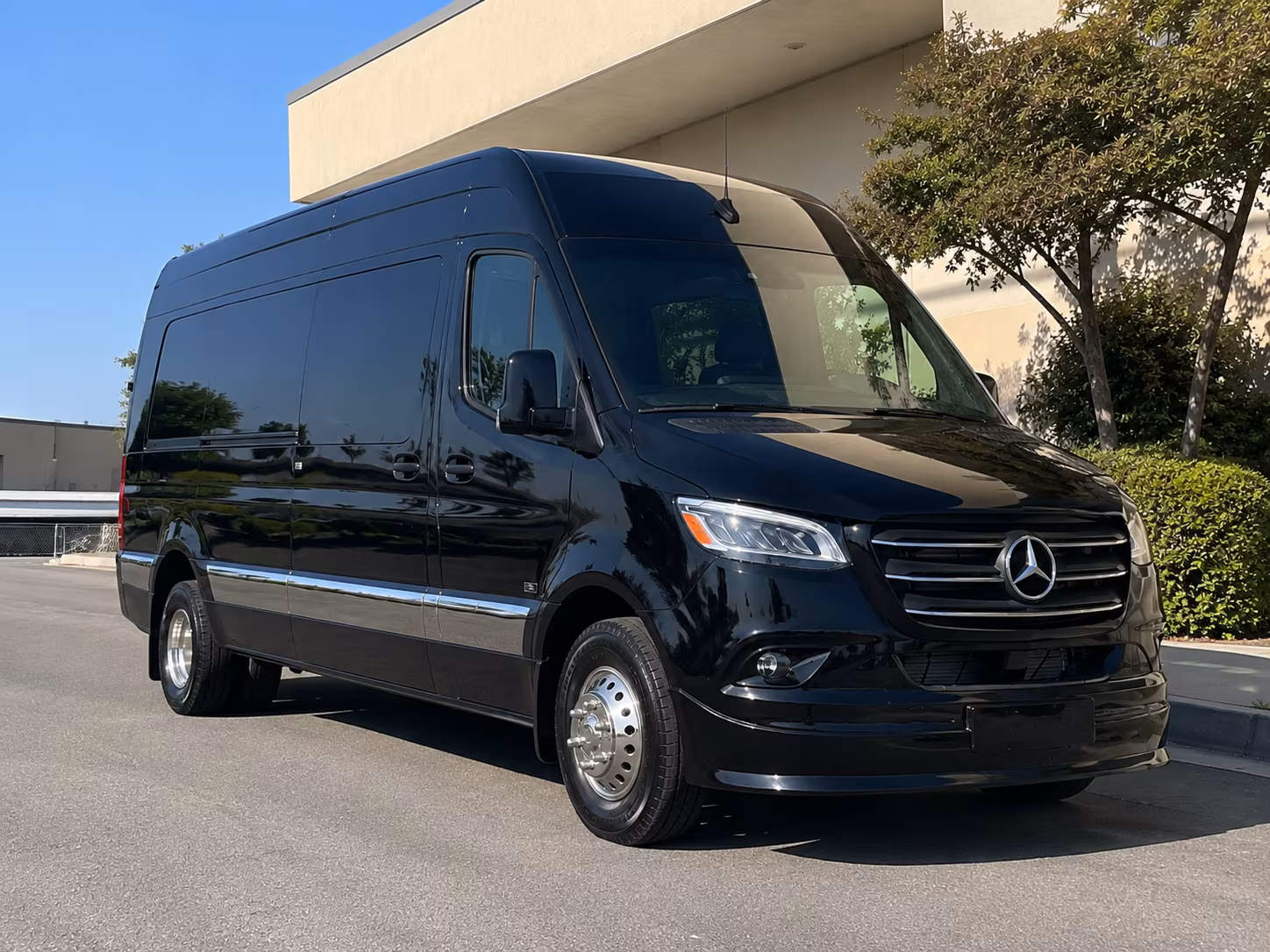 book group transportation for your next corporate event 2