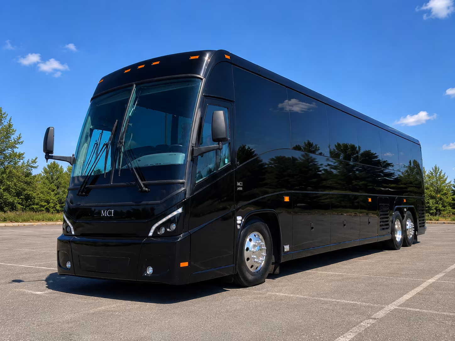charter bus rentals for hialeah birthday groups heading to concerts and big events